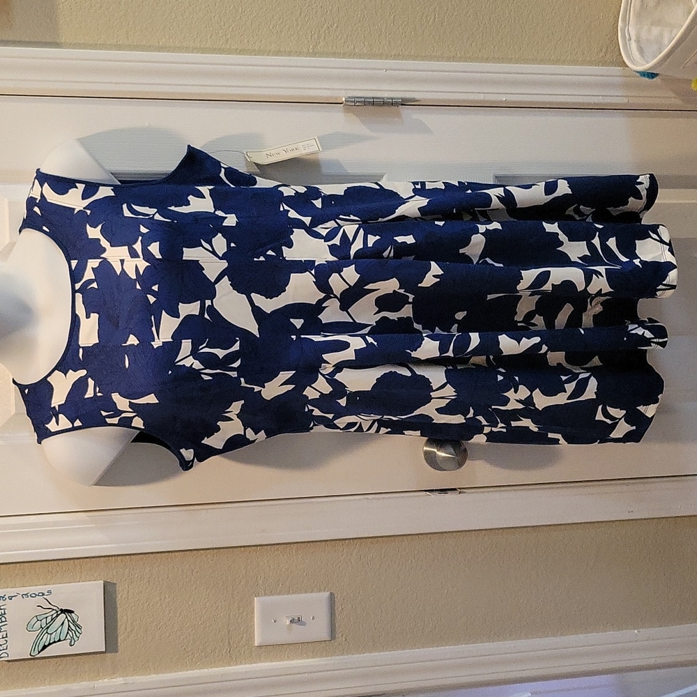 NEW New York Clothing Co Blue Floral Dress Size 16